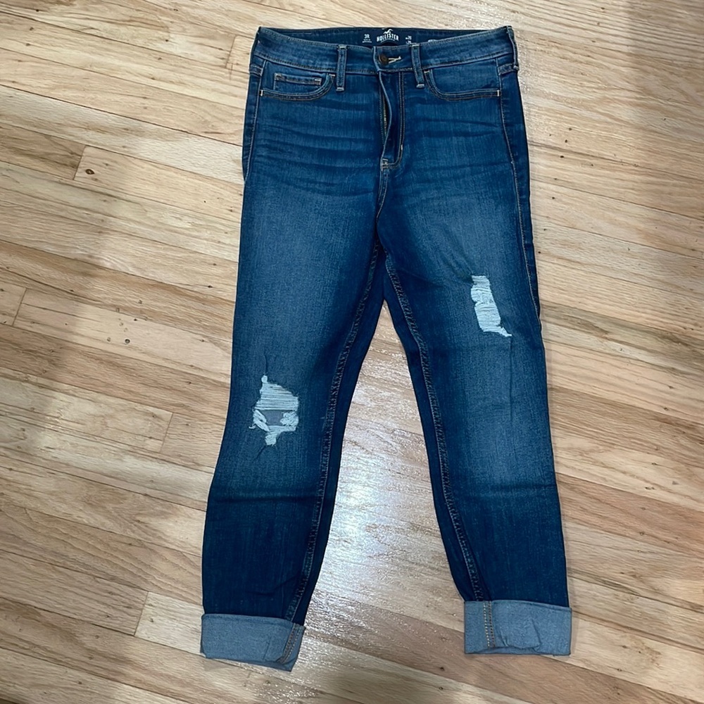 Hollister High-Rise Super Skinny Crop